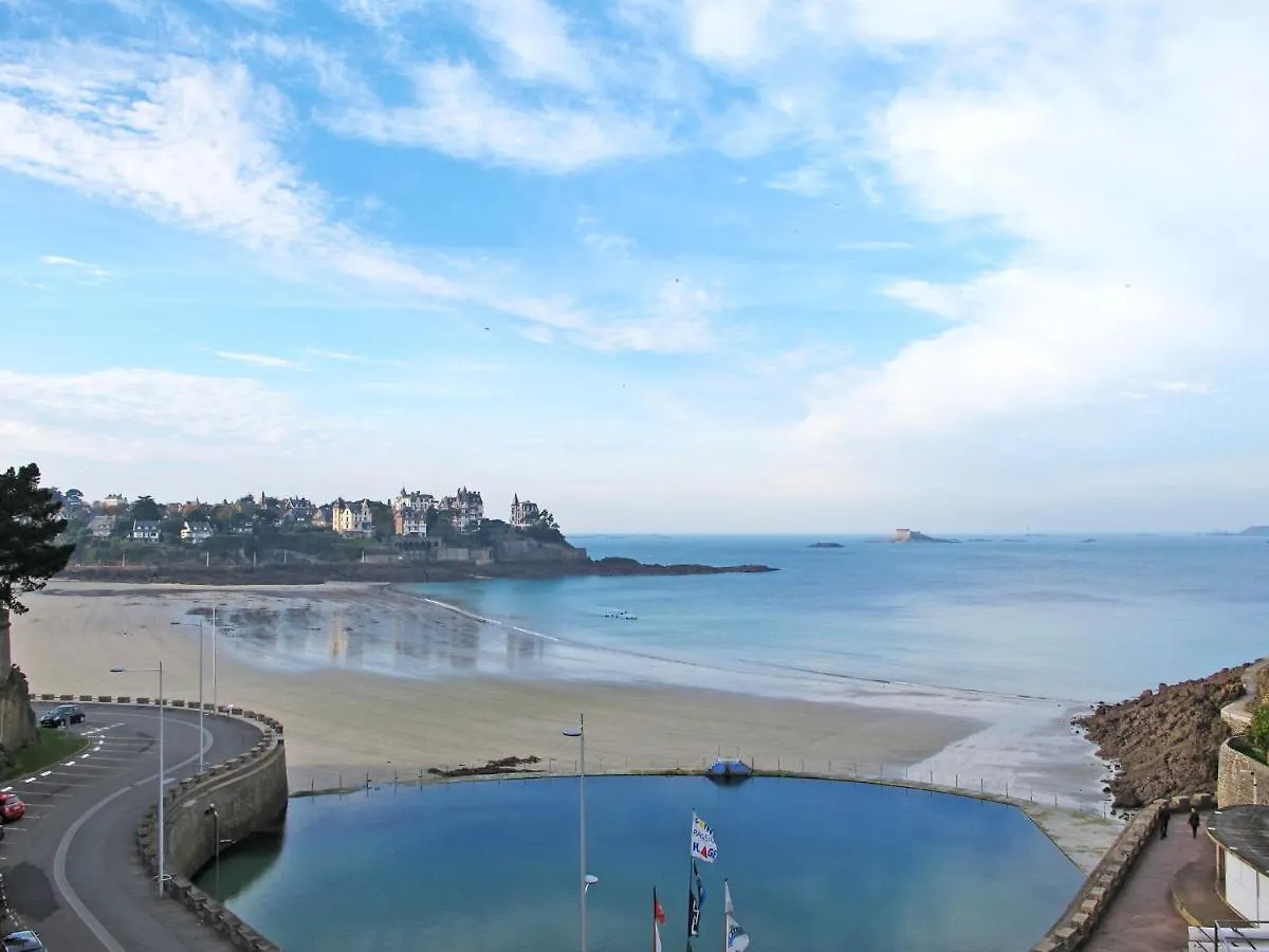 Apartment Les Jardins De Botero By Interhome Dinard